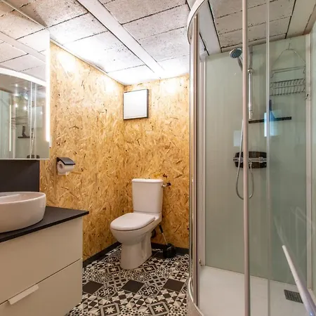 Holiday home Maison Pour 8 Personnes Au Coeur De La Sauzaie Et A 600 M De La *